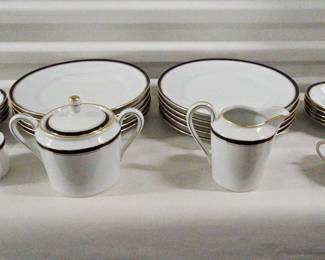 FTH126-Absolutely Beautiful Vintage French Tableware By CH Field Haviland