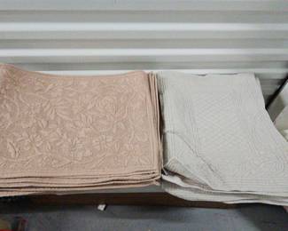 FTH149-2 Sets Of Fancy French Fabric Placemats