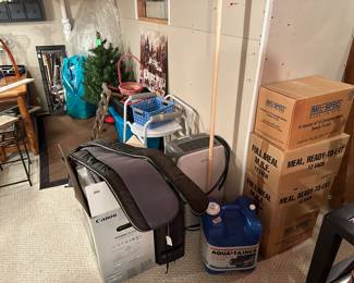 Gun Cases……Misc.   (basement)