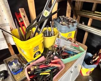 levels/screw drivers/pliers/hammers