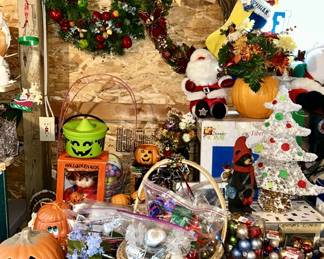 Halloween & Christmas decor