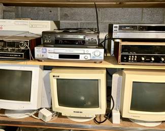 Vintage electronics, vintage computer monitors