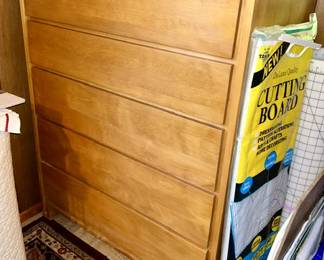 Vintage Conant Ball 5 drawer chest of drawers, many crafting/sewing cutting boards
