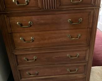 Chest of draws excellent  condition 