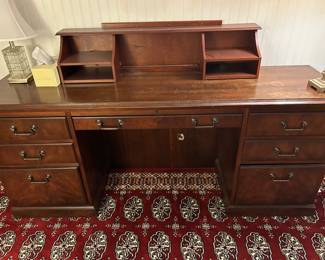 Lot #60 - $75 -Executive desk. 6'W x 19"D x 30-1/2"H