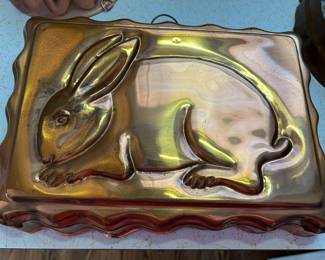 Lot #154 - $35 - Copper rabbit mold. 12”x8”