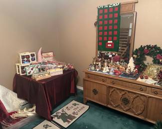 Mid Century Modern Bedroom Set/ Christmas