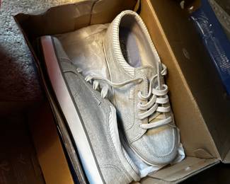 KEDS