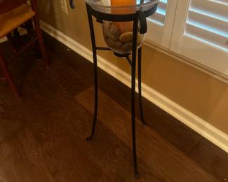 LONGABERGER WROUGHT IRON TALL HURRICANE STAND