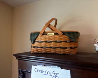 LOGABERGER GENEROSITY BASKET