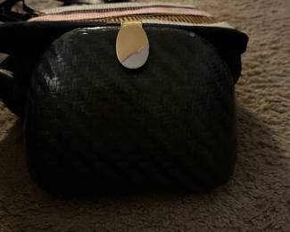 BLACK CLUTCH PURSE