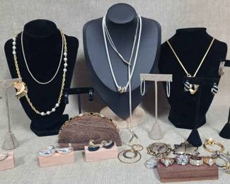 costume jewelry moss agate filigree brooch