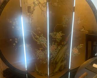 Beautiful round gold and painted screen 4 panels