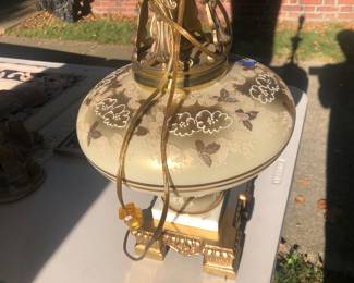 MID-CENTURY HOLLYWOOD GILDED 22 KARAT GOLD PAINTED AND GOLD GILDED FINISHED BASE WITH ORIGINAL SHADE - EXCELLENT CONDITION