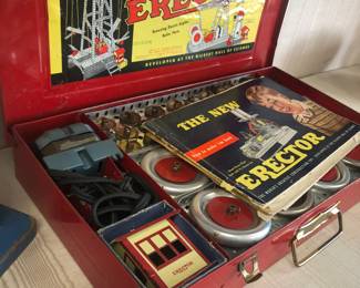 VERY RARE ANTIQUE ERECTOR SET WITH ALL ORIGINAL PARTS AND DOCUMENTED DIRECTIONAL MANUALS.  FAMILY HAS REPORTED THAT IT WAS UNUSED.