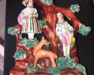 RARE ANTIQUE STAFFORDSHIRE ENGLAND PORCELAIN FIGURINE.