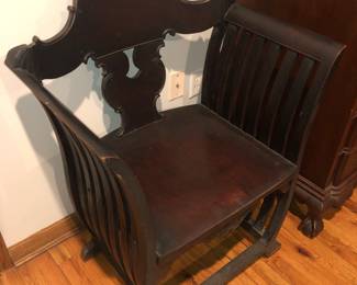 CLOSE UP VIEW OF LAWRENCE FISHER VERY HEAVY SOLID MAHOGANY CARVED MUSIC CHAIR  