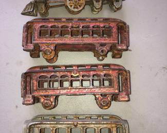 ANTIQUE 1911 TOY CASTIRON TRAIN LOCOMOTIVE AND PASSENGER TROLLEY CARS.  ALL ORIGINAL PAINT. 