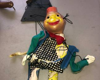 RARE JIMMY THE CRICKET PUPPET DOLL ON STRINGS