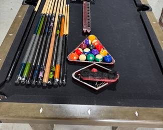 overview of the pool table s