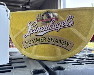 Leinenkugels lighted sign 