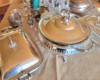 Room service, please!