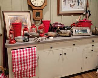 What is it about red enamel? How fun would it be to set an outdoor dinner table with these lanterns! 