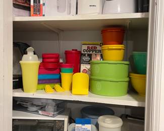 TUPPERWARE, SMALL KITCHEN APPLIANCES