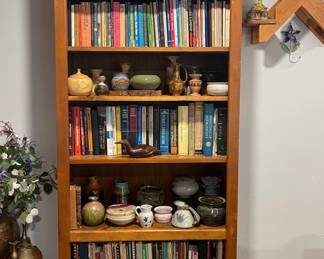 BOOKS, SOUTHWEST POTTERY, BOOKSHELF