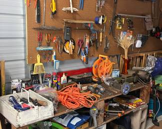 TOOLS, EXTENSION CORDS, BLOWER