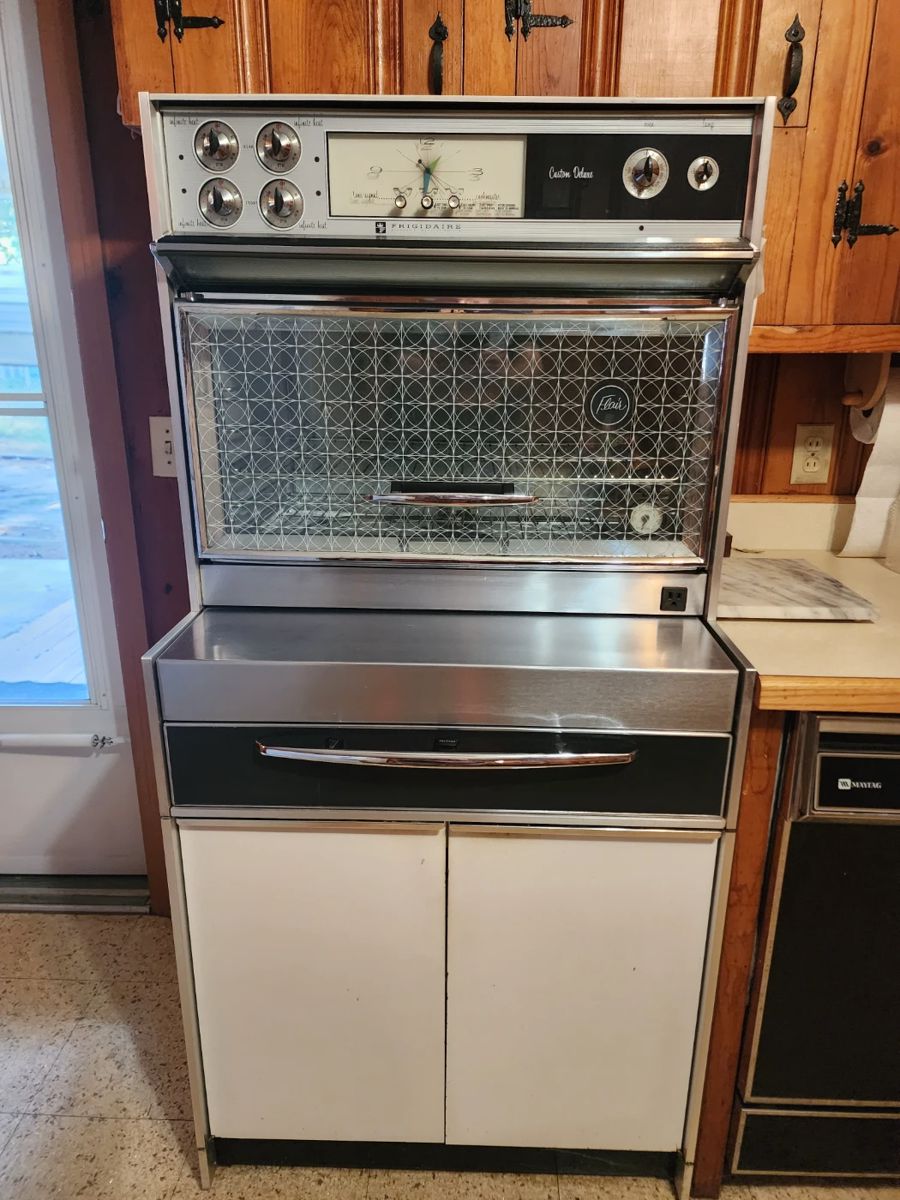 Frigidaire Flair Electric Range/Oven