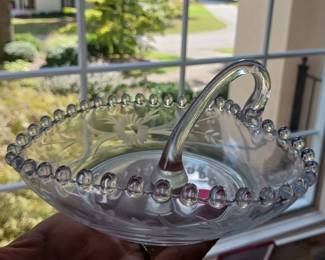 Candlewick Sideview of heart bowl