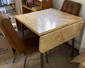 Very small 70's drop leaf table, 70's chairs