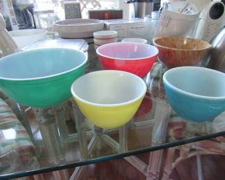 Pyrex 401, 402 & 403 primary mixing bowls