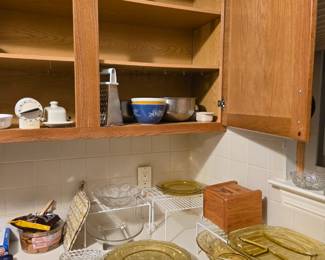 Misc glass serving dishes, butter dish, grater, pyrex bowls