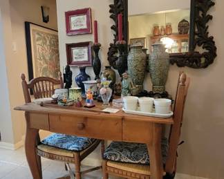 small table and 2 chairs