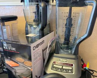 Kitchen appliances, including Ninja blender