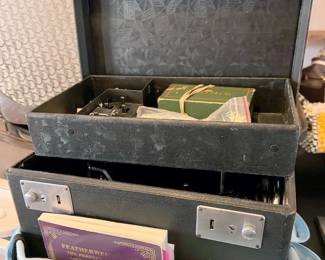 Singer Featherweight 221 with case