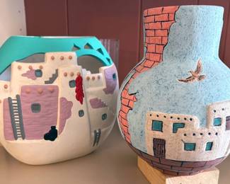 Assorted southwestern ceramic decor