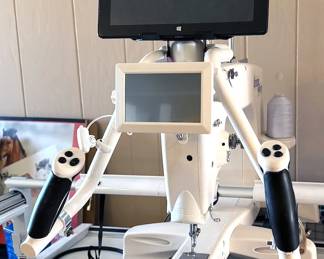 Brother Long Arm Dream Quilter 15 with Dream Fabric Frame Table + digital tablet