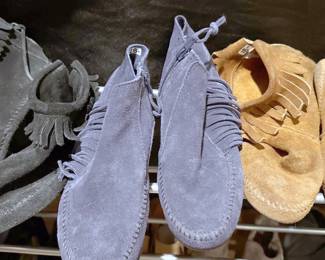 Women’s tops mostly size Large; winter vests, jackets, blouses, shirts, never worn undergarments; pants mostly size Small including multiple pairs of jeans from White House Black Market; shoes in sizes 7 - 8.5, many barely worn. Brands include Suzanne Betro, Lularoe, Ewedoos