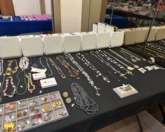 Jewelry from the Smithsonian, The Met, Judith Ripka, Facet, Palm Beach Jewelry Company, GUMPS, and more!