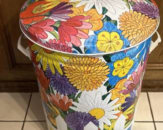 Vtg Metal Garden Motif Garbage Can