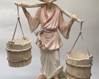 Vintage Porcelain Asian Figurine of Woman