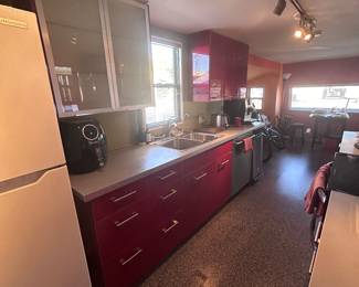 FOR SALE or RENT or TRADE FOR RV: CONTACT 480 577-8396 for details:  9 month special $1,350/mth includes utilities furnished with bed, futon, refrigerator, washer and dryer toaster, coffee maker, dishwasher.&nbsp;&nbsp;Home is all new and remodeled.  Access to all facilities, pool, gym and pickleball courts.  