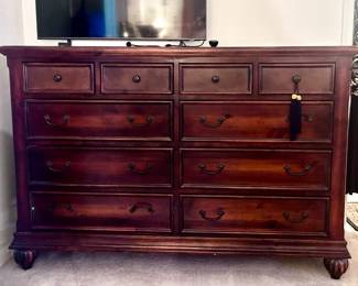 Large wood dresser with 10 drawers