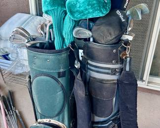 Golf bag and golf clubs 