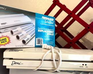 Freshlock food sealer 