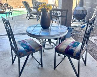 Outdoor mini round table and 3 chairs