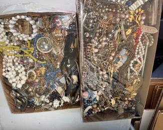 Box lots of assorted jewelry